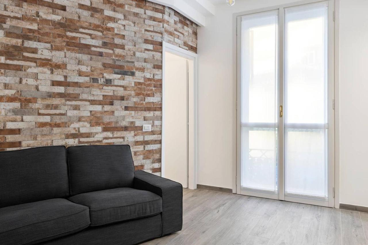 Modern And New Flat In Duomo Area Διαμέρισμα Μιλάνο Εξωτερικό φωτογραφία