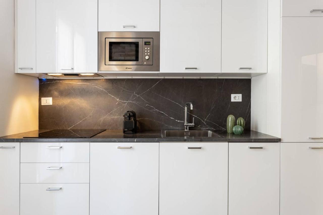 Modern And New Flat In Duomo Area Διαμέρισμα Μιλάνο Εξωτερικό φωτογραφία