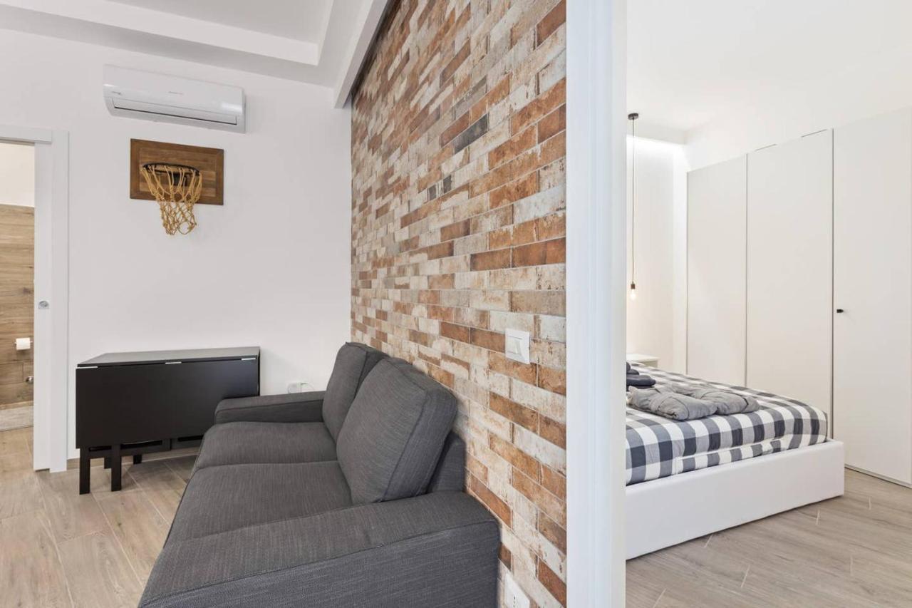 Modern And New Flat In Duomo Area Διαμέρισμα Μιλάνο Εξωτερικό φωτογραφία