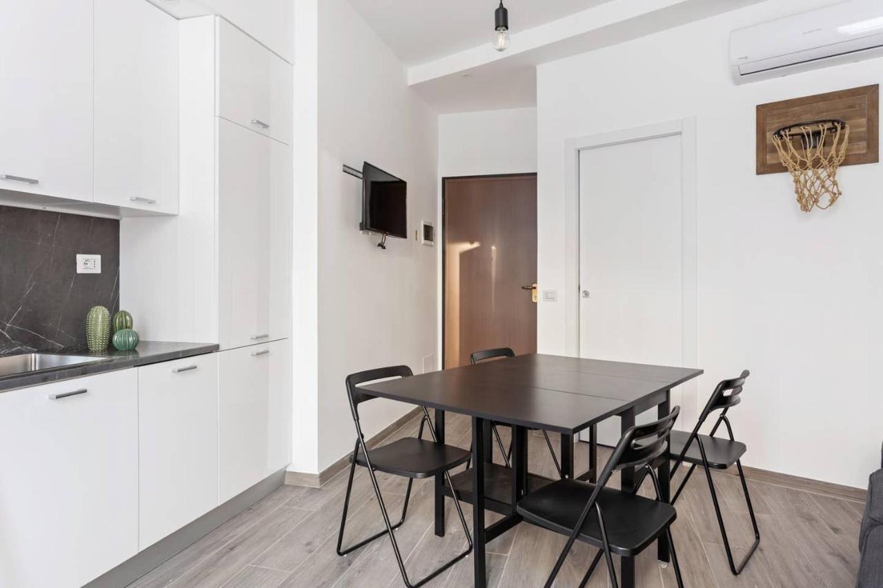 Modern And New Flat In Duomo Area Διαμέρισμα Μιλάνο Εξωτερικό φωτογραφία