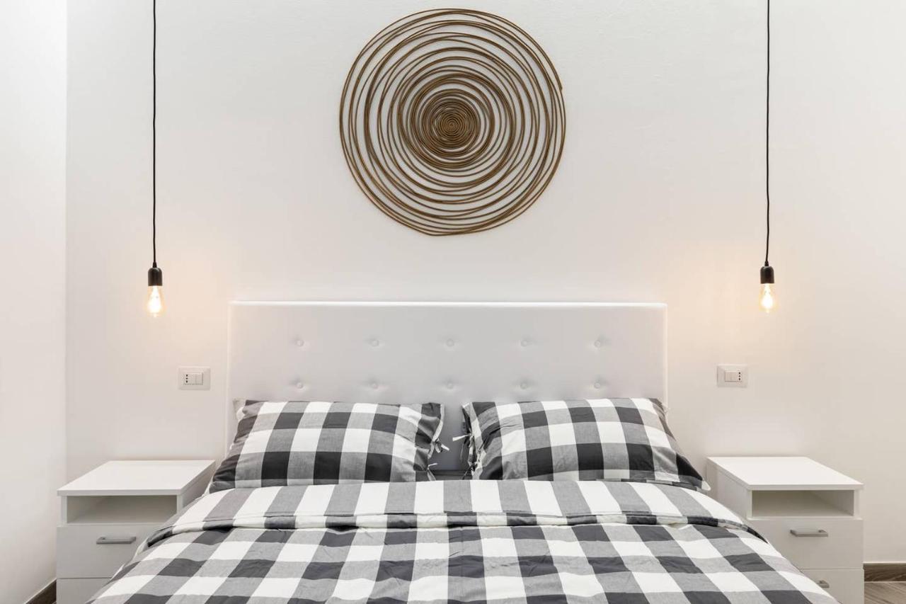 Modern And New Flat In Duomo Area Διαμέρισμα Μιλάνο Εξωτερικό φωτογραφία