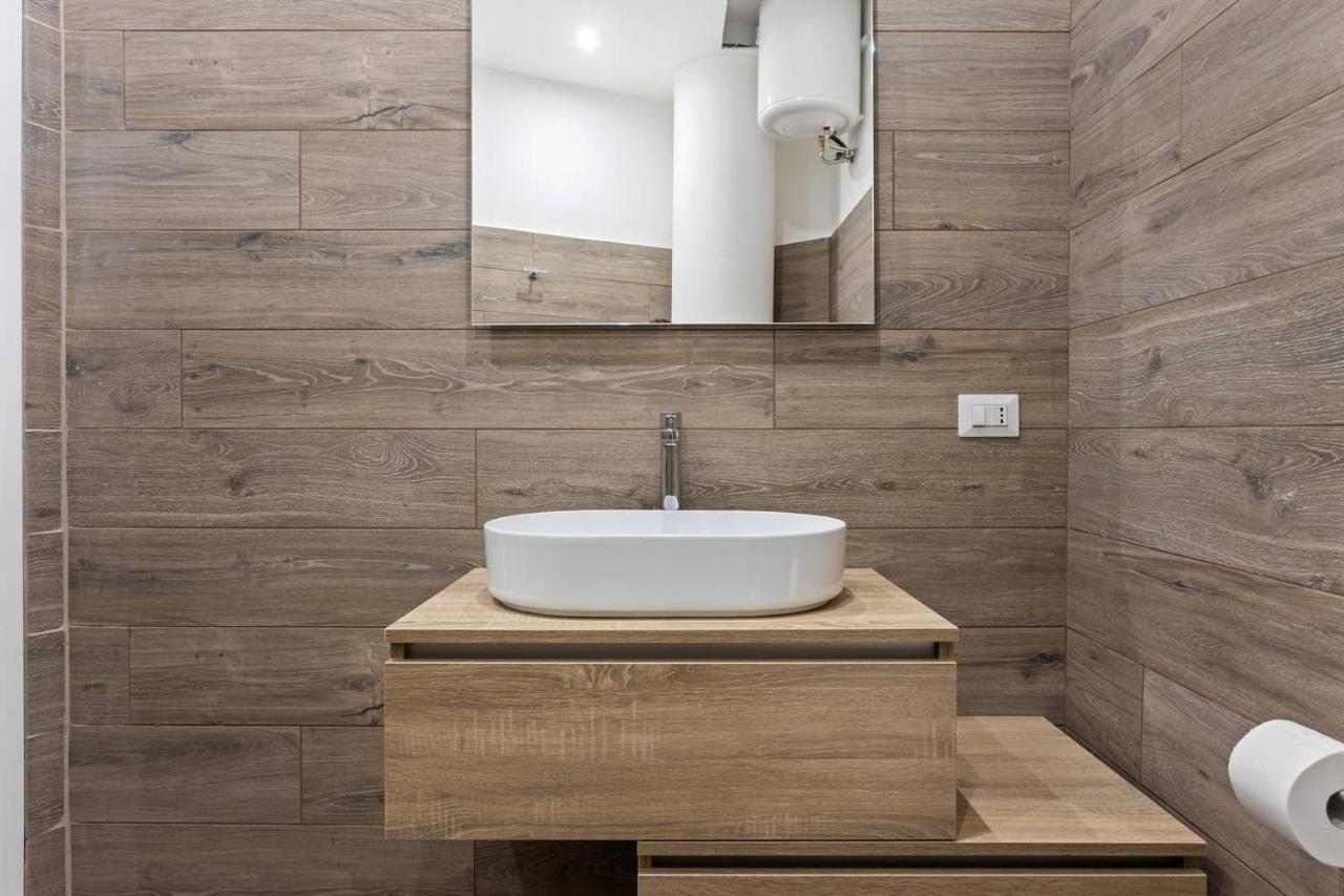 Modern And New Flat In Duomo Area Διαμέρισμα Μιλάνο Εξωτερικό φωτογραφία